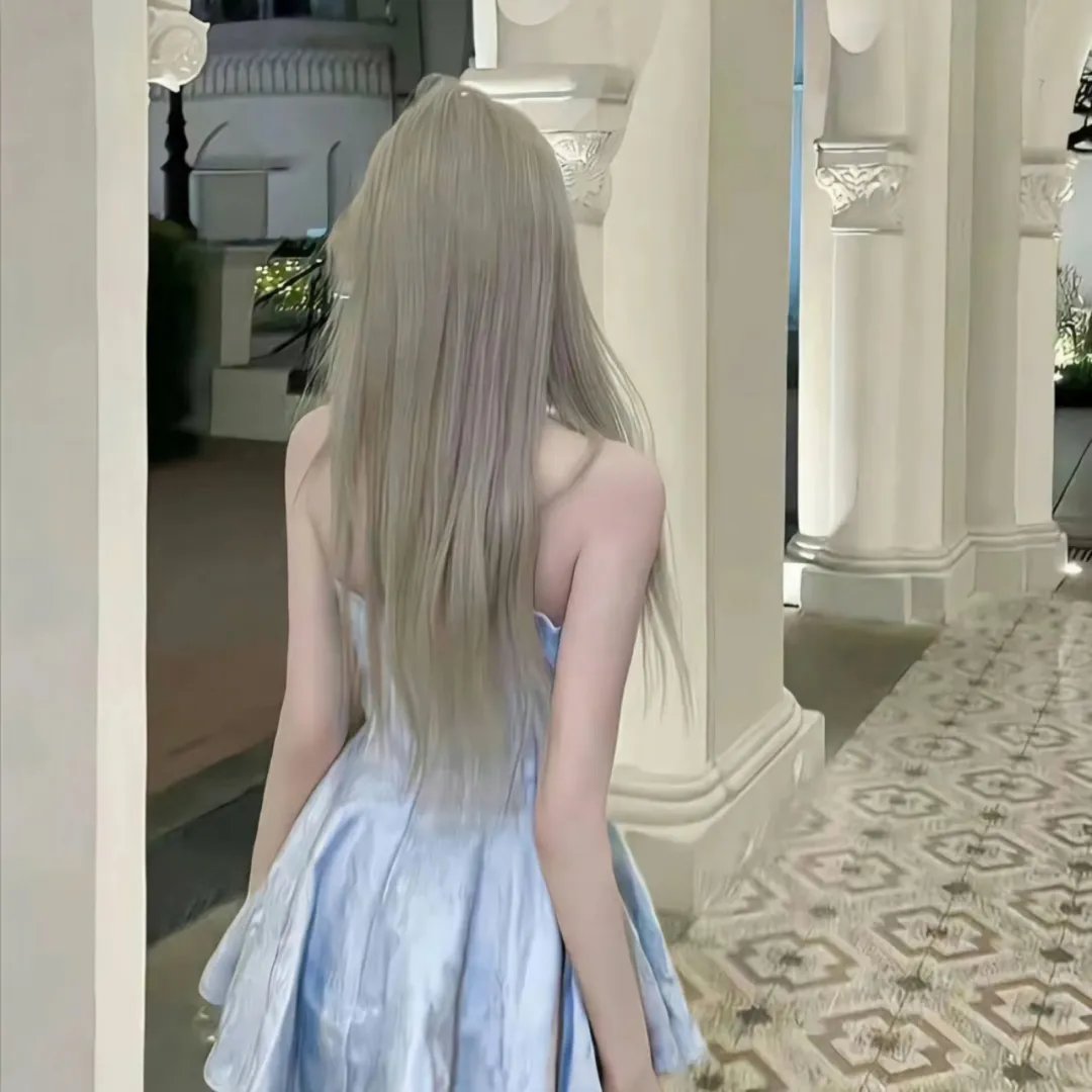 一条没有变成蓝色的鱼